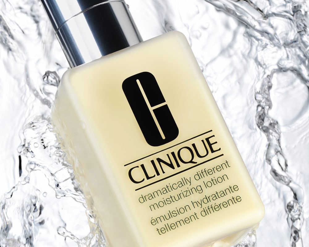 NY_CT_clinique_moisturizing_lotion_splash_jens johnson_photography_beauty_product