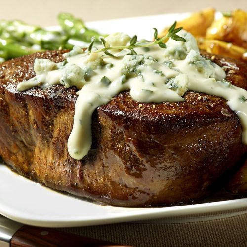 NY_CT_filet mignon_gorgonzola sauce_jens johnson_photographer_food_steak